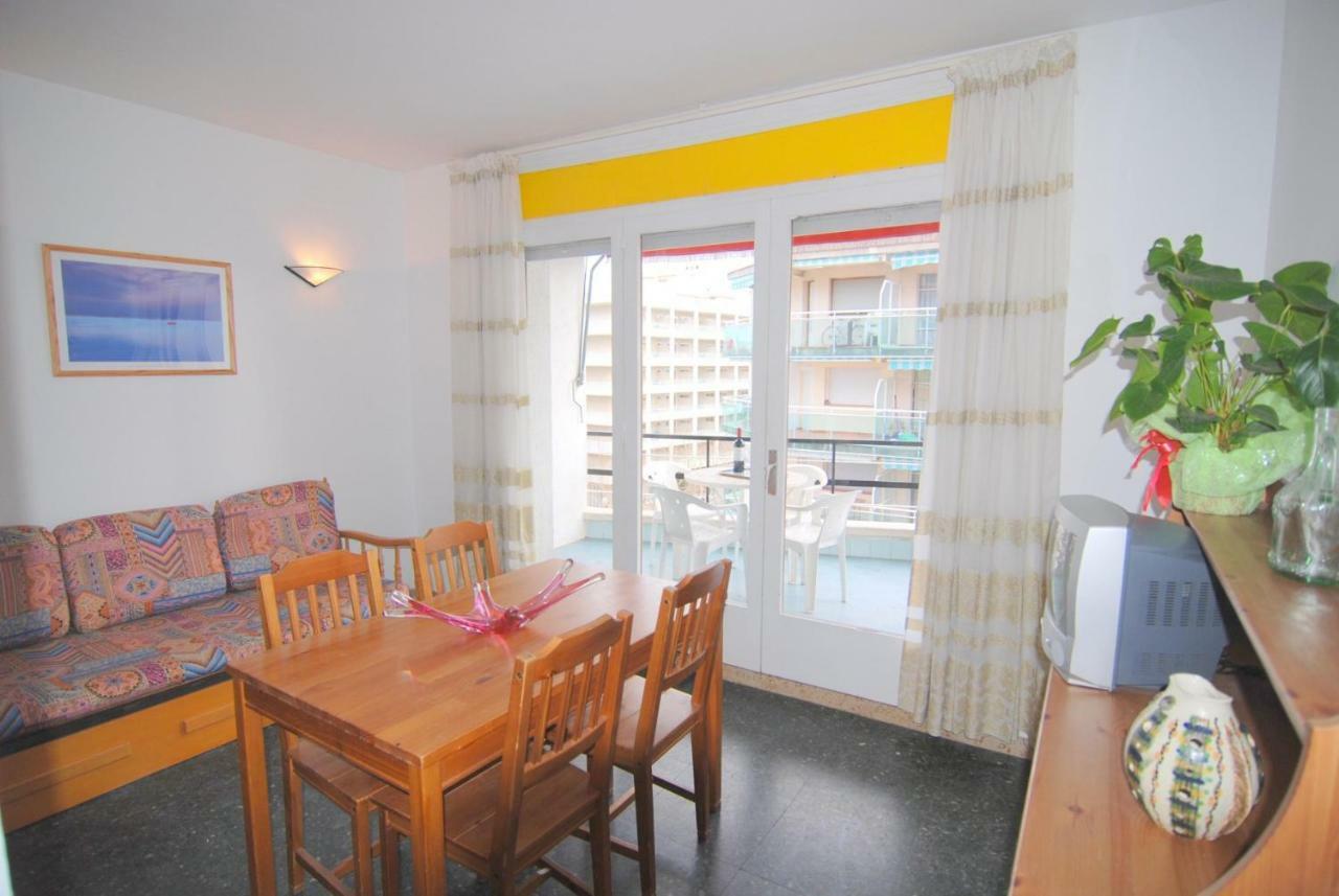 Zeus Alexis II Salou Exterior foto